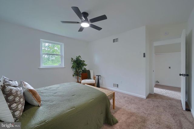 454 COREOPSIS DR, Lancaster, PA 17602