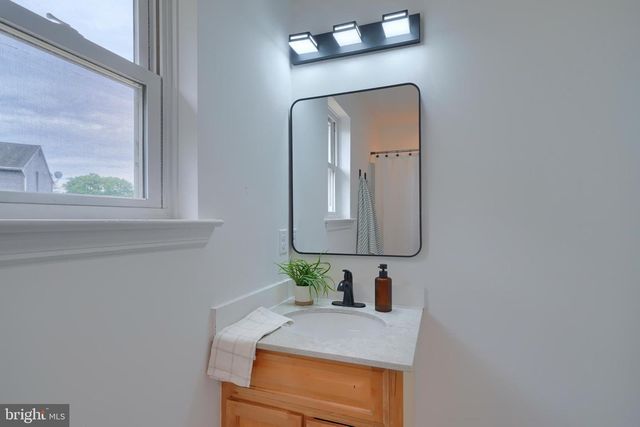 454 COREOPSIS DR, Lancaster, PA 17602