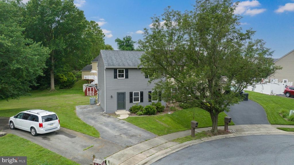 454 COREOPSIS DR, Lancaster, PA 17602