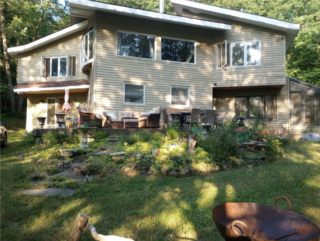 714 Pleasant Valley Road, Sherburne, NY 13460