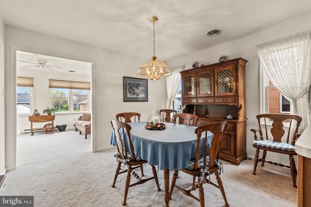 122 SOUTHERN OAK DR, Hagerstown, MD 21740