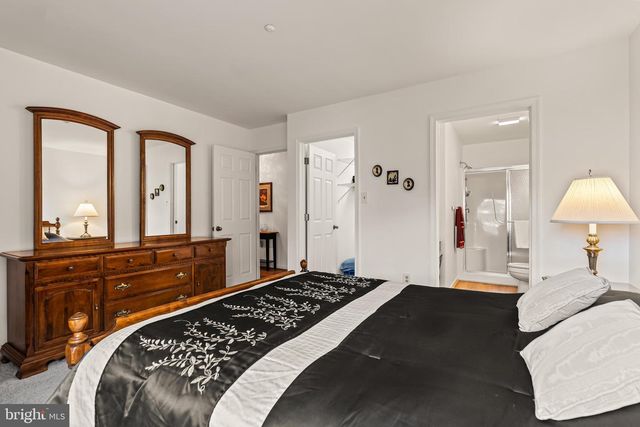 122 SOUTHERN OAK DR, Hagerstown, MD 21740