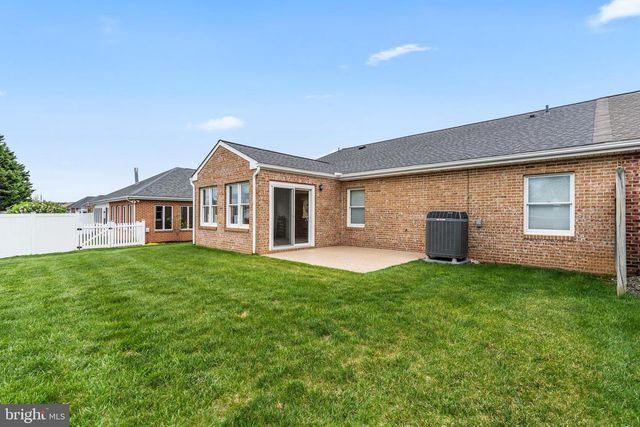 122 SOUTHERN OAK DR, Hagerstown, MD 21740