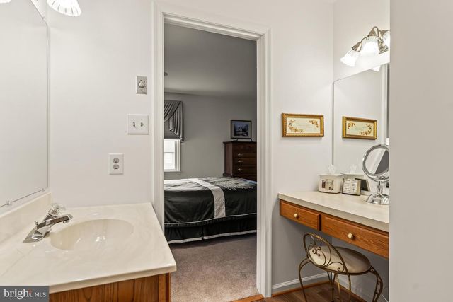 122 SOUTHERN OAK DR, Hagerstown, MD 21740