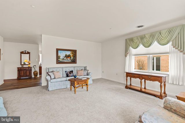 122 SOUTHERN OAK DR, Hagerstown, MD 21740
