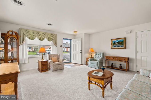 122 SOUTHERN OAK DR, Hagerstown, MD 21740