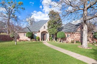 2111 Holly Hill Dr, Tyler, TX 75703