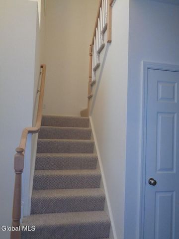 17 Jack Drive, Halfmoon, NY 12118