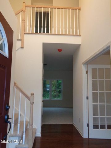 17 Jack Drive, Halfmoon, NY 12118