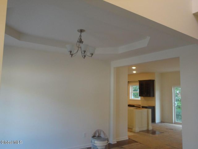 17 Jack Drive, Halfmoon, NY 12118