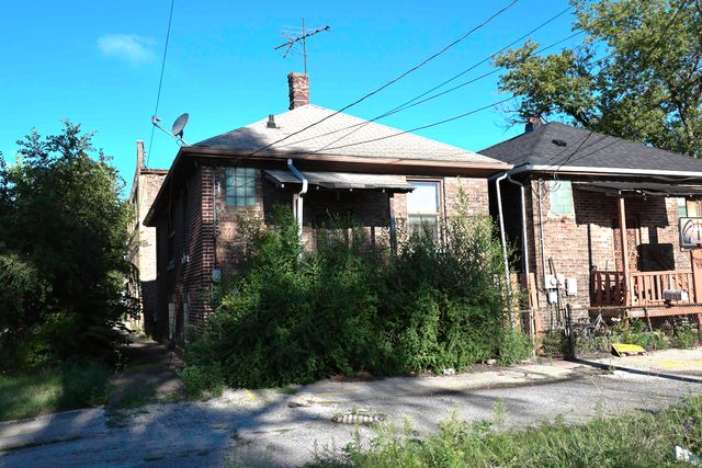 400 E 20th Avenue, Gary, IN 46407