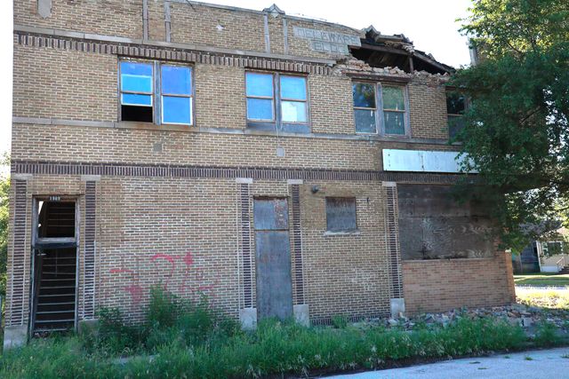 400 E 20th Avenue, Gary, IN 46407