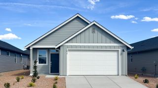 2674 NW 26th LP North, Redmond, OR 97756