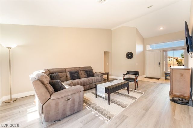 8841 Faircrest Drive, Las Vegas, NV 89134