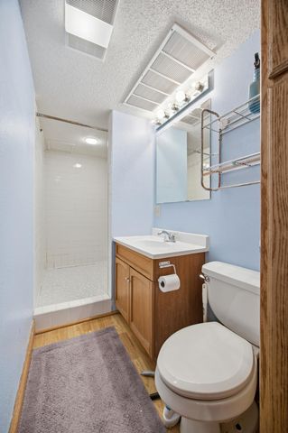 1707 5th Street S, Fargo, ND 58103