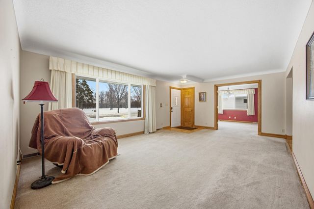 1707 5th Street S, Fargo, ND 58103