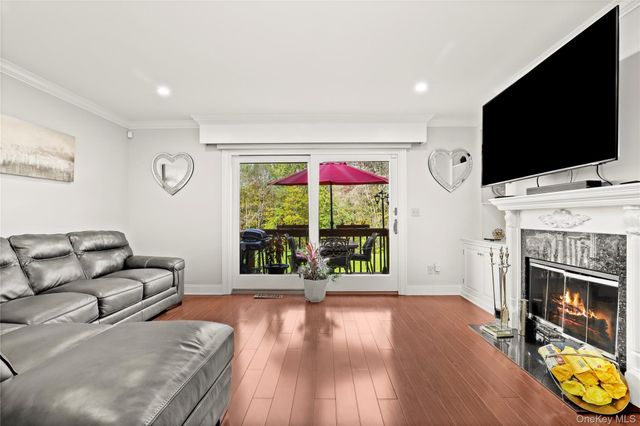 103 Twin Brook Court, Carmel, NY 10512