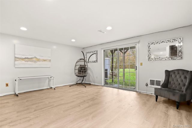 103 Twin Brook Court, Carmel, NY 10512