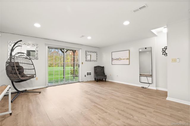 103 Twin Brook Court, Carmel, NY 10512