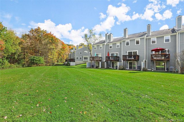 103 Twin Brook Court, Carmel, NY 10512