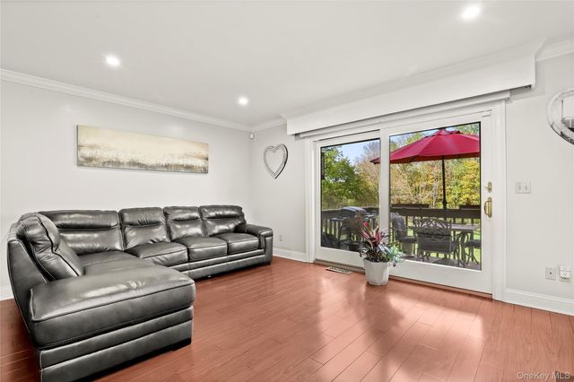 103 Twin Brook Court, Carmel, NY 10512