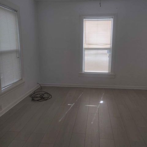 8233 Hartford Street, Houston, TX 77017