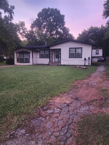 8233 Hartford Street, Houston, TX 77017