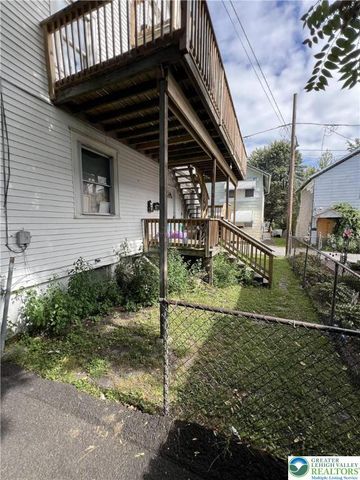 853 Lords Court, Scranton City, PA 18509