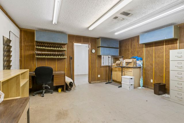 321 W 67 Highway W, Naples, TX 75568