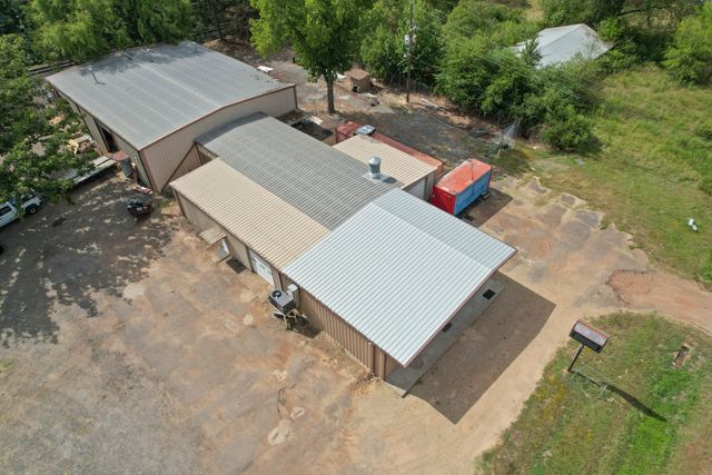 321 W 67 Highway W, Naples, TX 75568