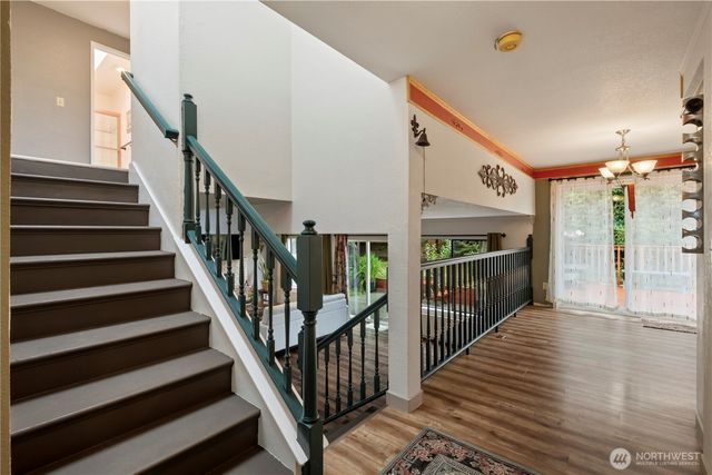 8906 10th Drive SE, Everett, WA 98208