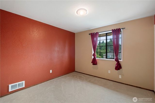 8906 10th Drive SE, Everett, WA 98208