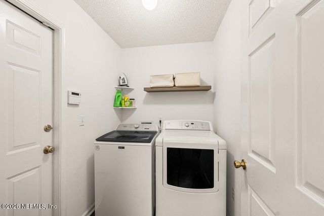 4986 CANARY Court, Fleming Island, FL 32003