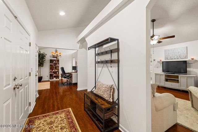 4986 CANARY Court, Fleming Island, FL 32003