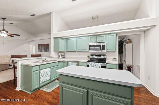 4986 CANARY Court, Fleming Island, FL 32003