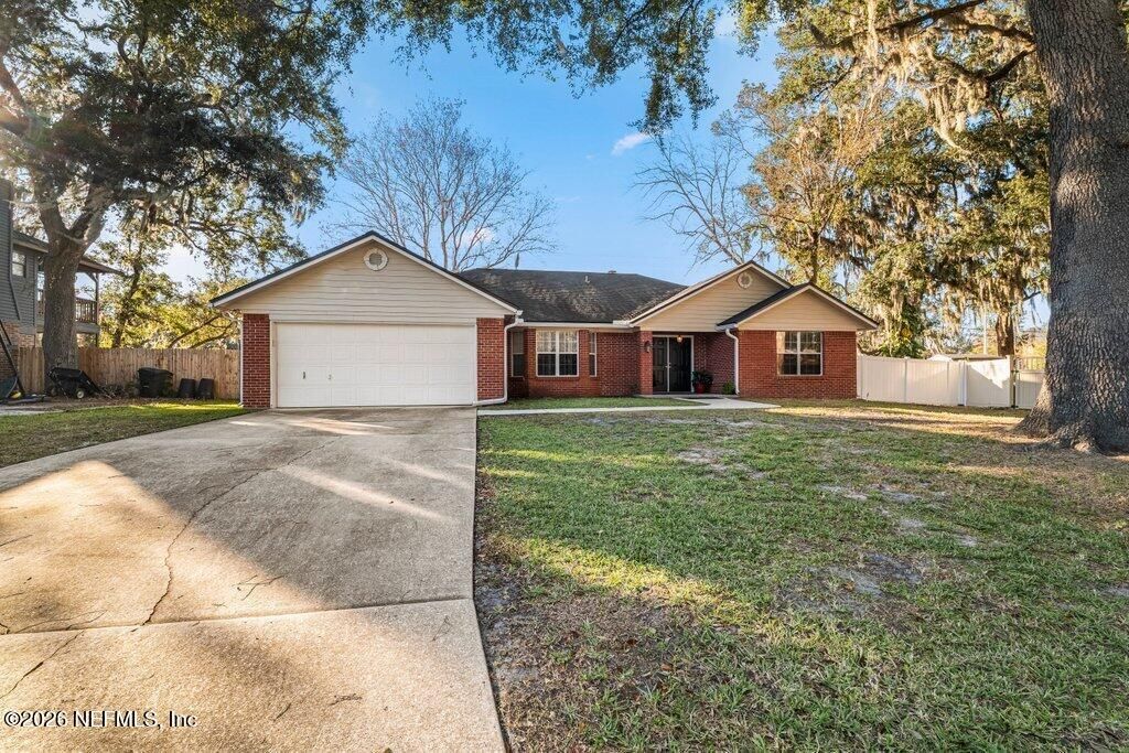 4986 CANARY Court, Fleming Island, FL 32003