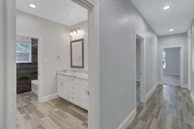 2711 Constantine Street, New Caney, TX 77357