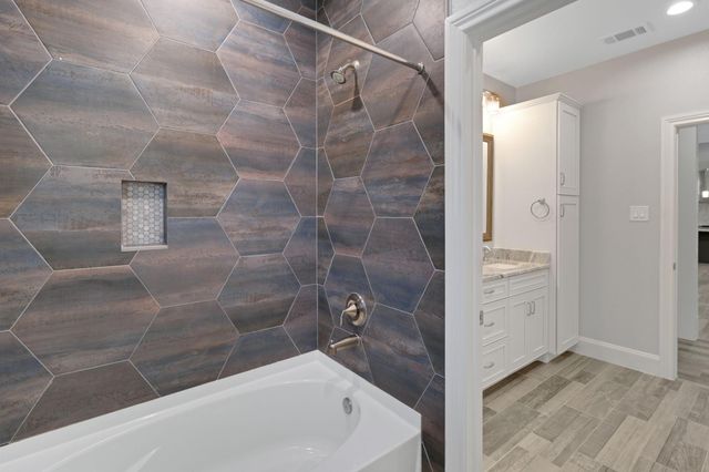 2711 Constantine Street, New Caney, TX 77357