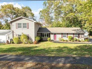 5 Theresa Rd, Peabody, MA 01960