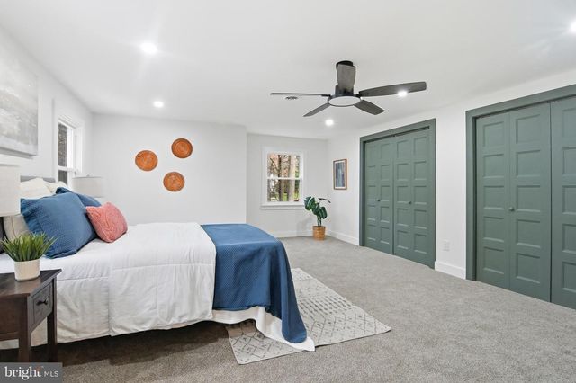 420 OAKLAND DR, Downingtown, PA 19335