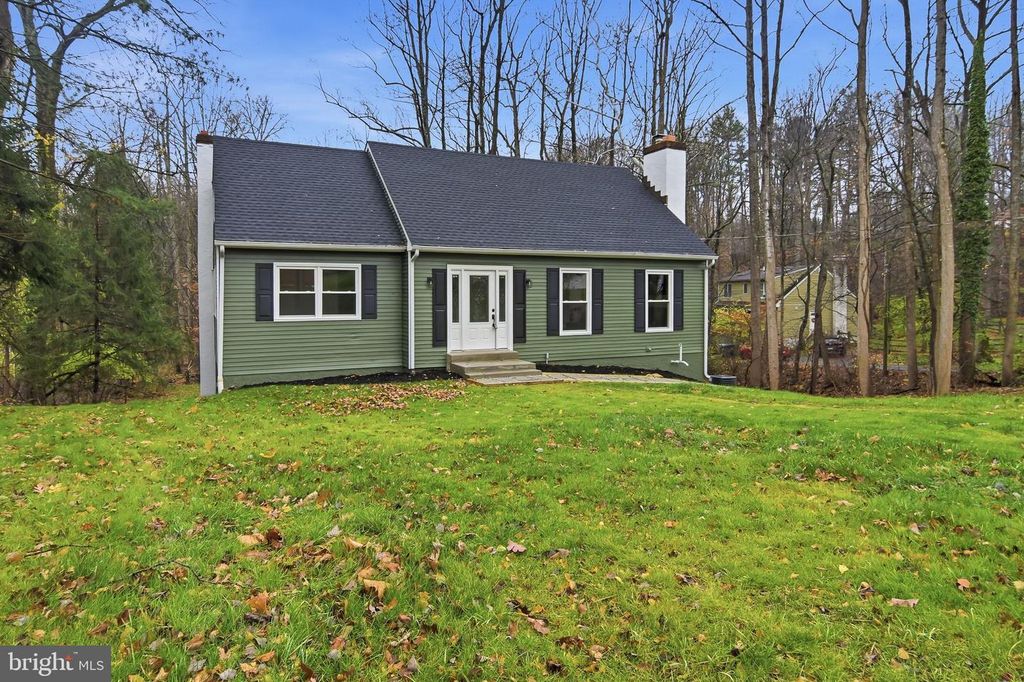 420 OAKLAND DR, Downingtown, PA 19335