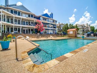 2164 Tanglewood Boulevard A306, Pottsboro, TX 75076