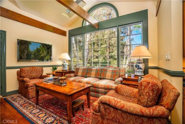 17420 Rancho, Encino, CA 91316