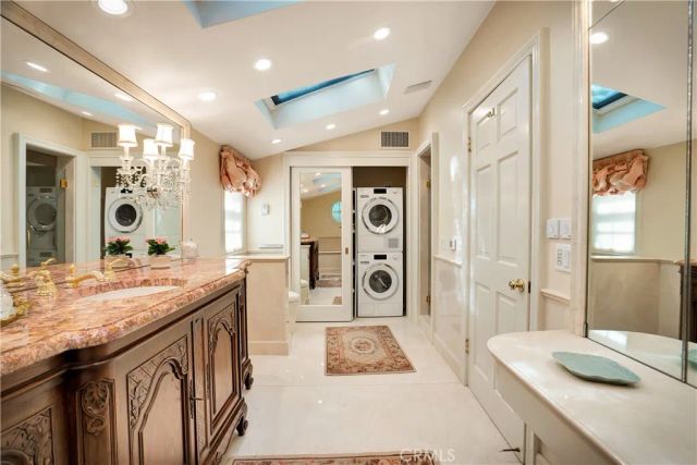 17420 Rancho, Encino, CA 91316