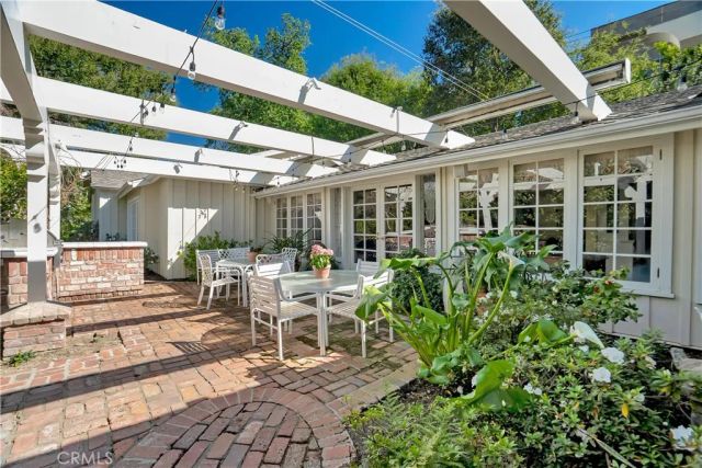 17420 Rancho, Encino, CA 91316