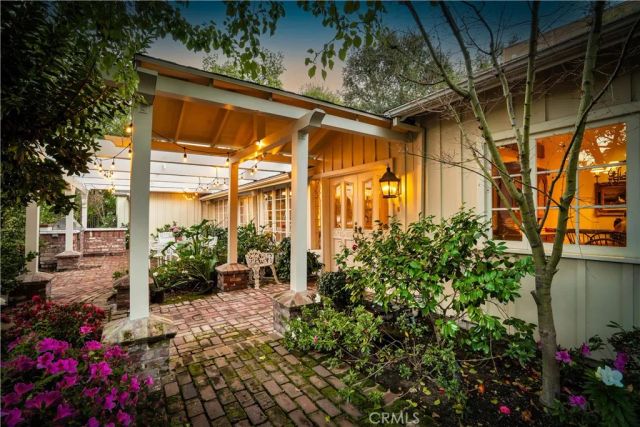 17420 Rancho, Encino, CA 91316