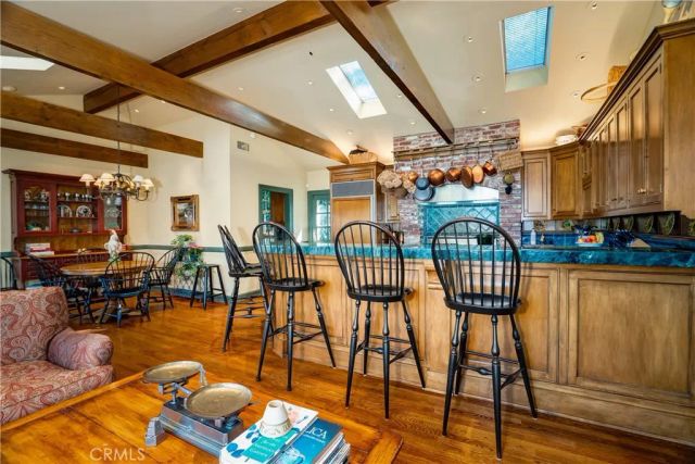 17420 Rancho, Encino, CA 91316