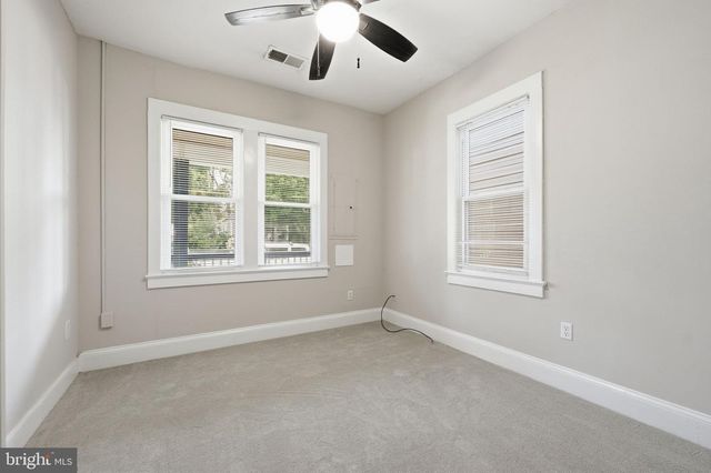 320 3RD AVE, Quantico, VA 22134