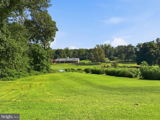 320 3RD AVE, Quantico, VA 22134