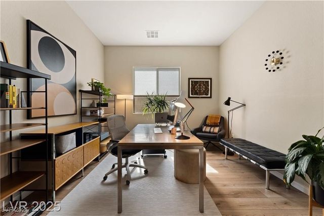 733 Aberdeen Tartan Street, Las Vegas, NV 89138